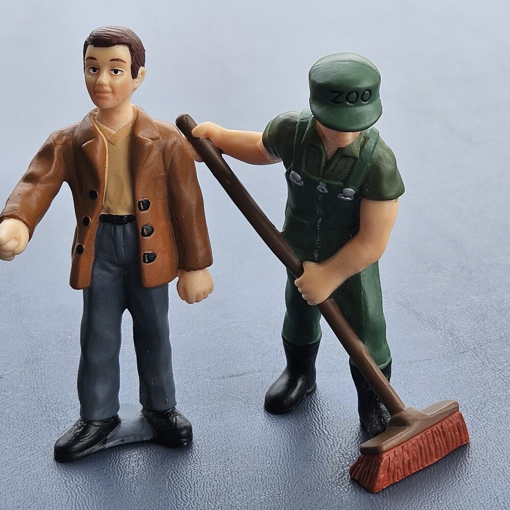Schleich 13431 Zoo Keeper Attendant Sweeper Figure 13425 Father Man 2001 Vtg
